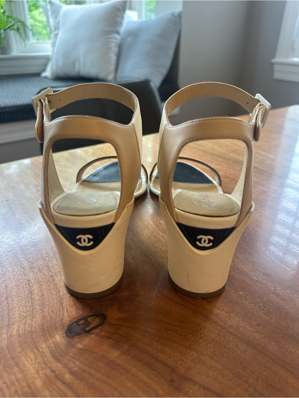 CHANEL Two-Tone Leather Ankle Strap Sandals in Black and Beige - Picture 3 of 7